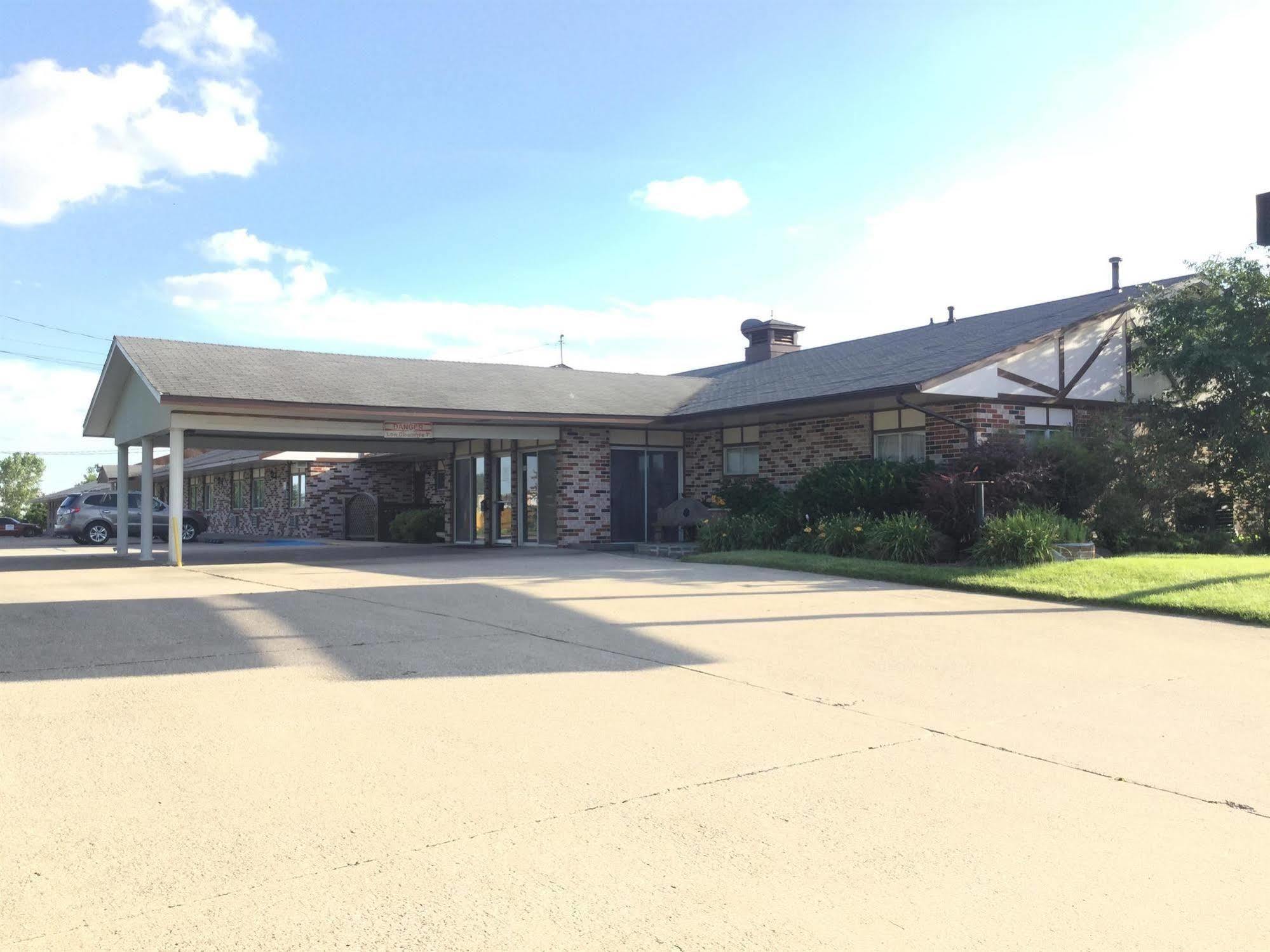 Relax Inn - Osceola Ia エクステリア 写真